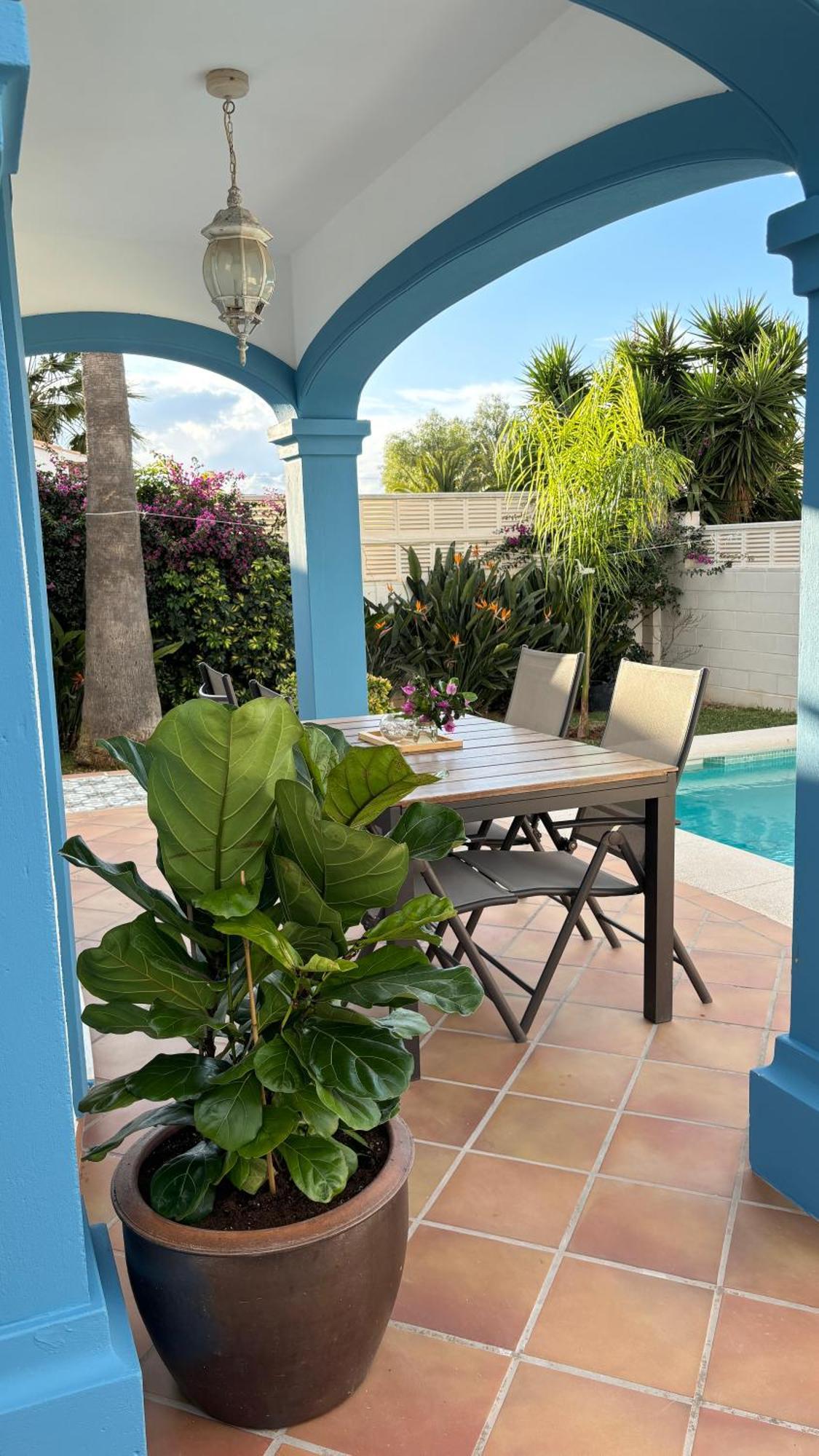 Hébergement de vacances Precioso Independiente En Con Piscina Dénia