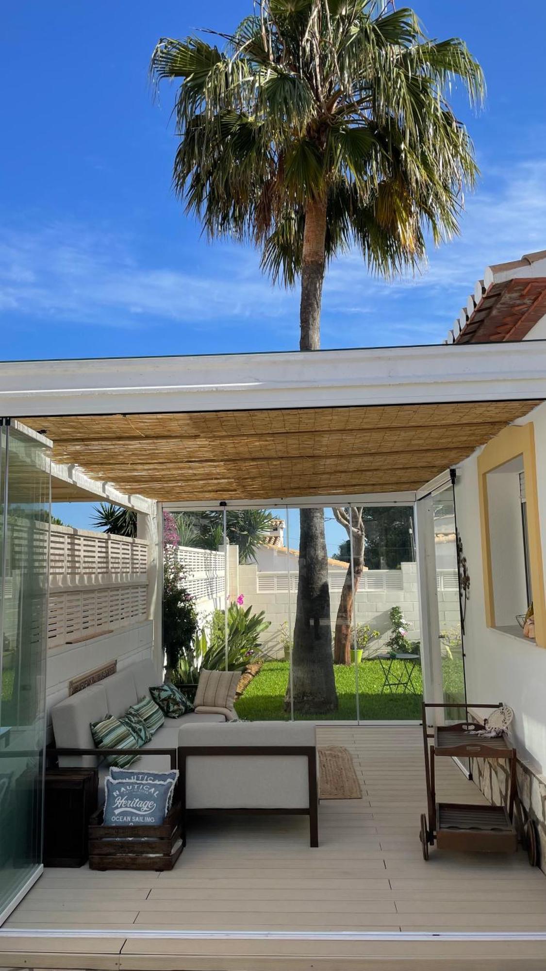 Precioso Independiente En Con Piscina Hébergement de vacances *