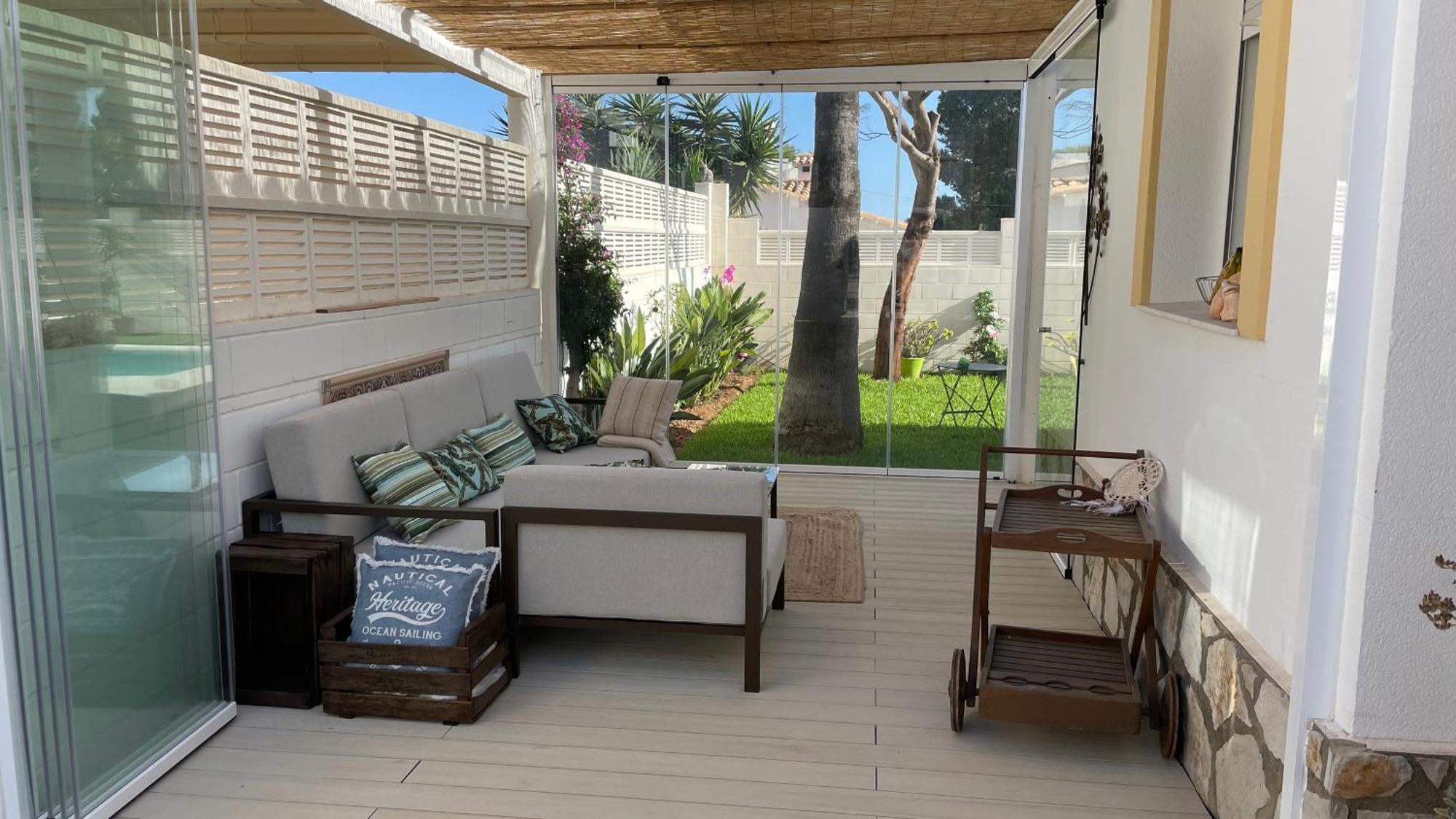 Precioso Independiente En Con Piscina Hébergement de vacances Dénia